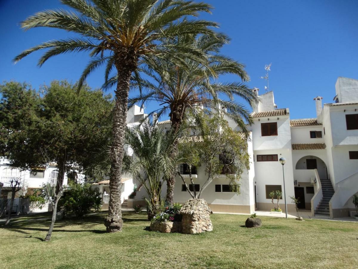 Apartamiento Inez Torrevieja Exterior foto