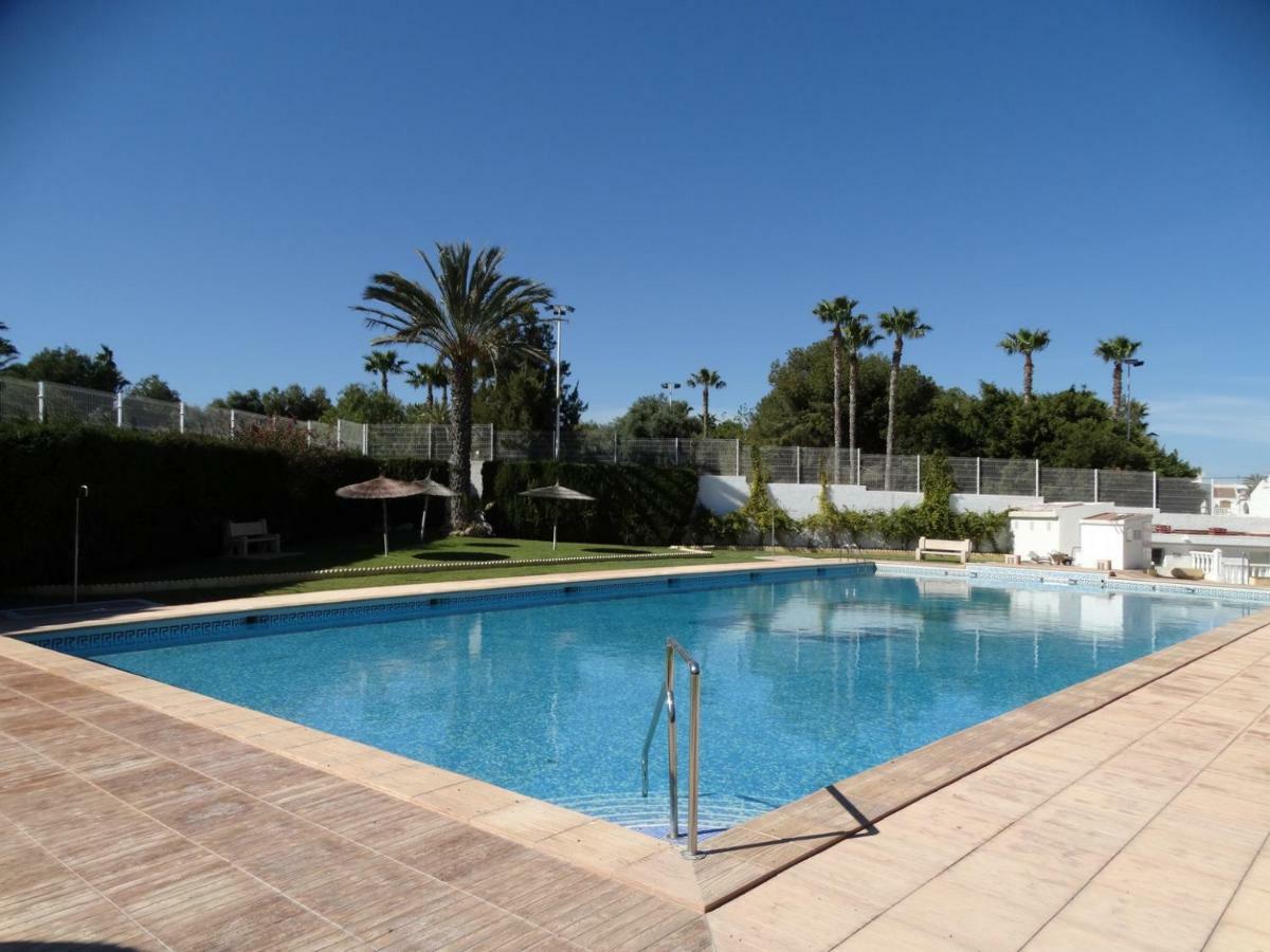 Apartamiento Inez Torrevieja Exterior foto